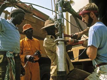 Fracturation hydraulique et sondage (Burkina Faso).