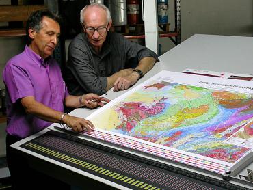 Vérification de l’essai couleurs, des teintes avant impression de la carte géologique de la France à l’échelle 1/1 000 000, en 2003